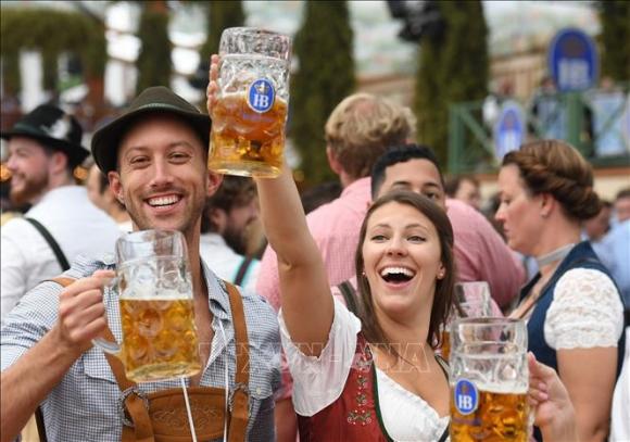 42 1 Duc Huy Le Hoi Bia Oktoberfestdo Dich Covid 19