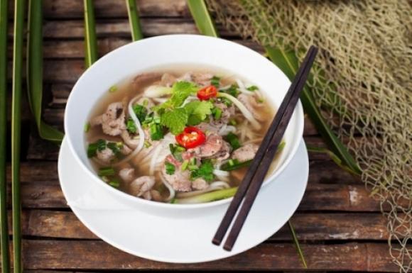 42 1 Ha Noi  Ngoi Den Cua Am Thuc Duong Pho