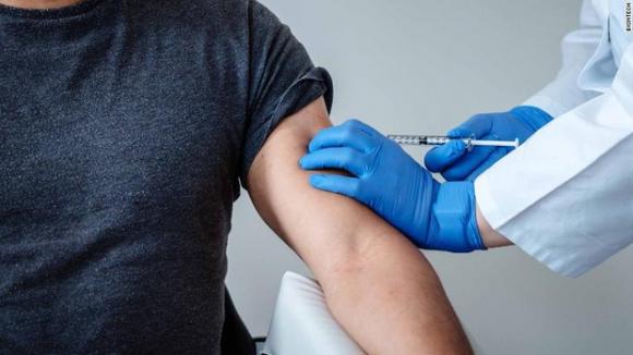 42 1 Hy Vong Day Roi Hang Duoc Khong Lo Tuyen Bo Vaccine Chong Covid 19 Co The Ra Doi Vao Cuoi Nam Nay Nguon Cung Du Cho Hang Trieu Nguoi