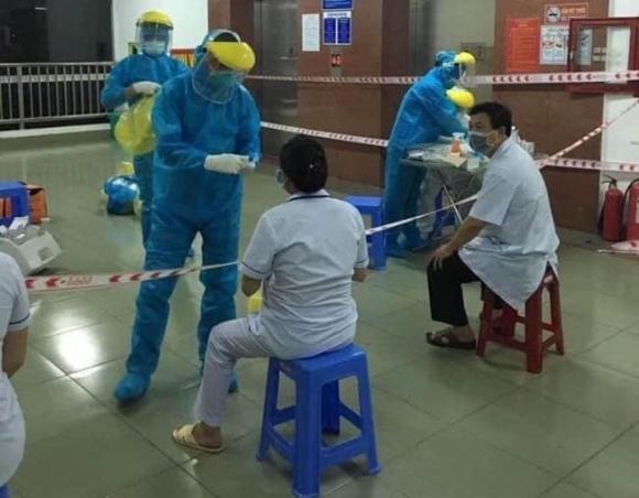 42 2 Phong Toa 3 Benh Vien Yeu Cau Nguoi Dan Tai 6 Quan Cua Da Nang O Nha