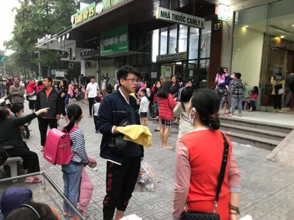 42 8 Ha Noi Chay Lon Tai Chung Cu Hh Linh Dam Hang Nghin Nguoi Hoang So Thao Chay Vao Sang Som