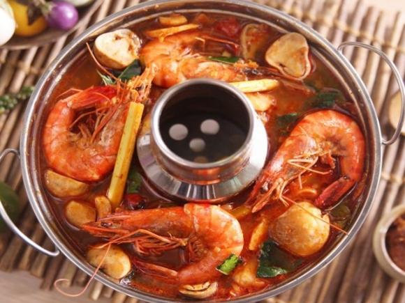 42 5 5 Mon Duoc Cong Nhan La Ban Nhat Trong Nha Hang Lau Khach Nao Cung Thich Nhung Nhan Vien Lai Chang Dam An