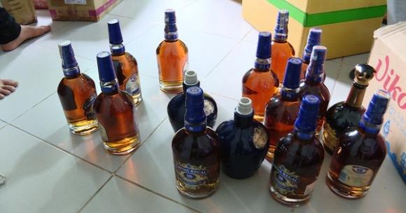 42 1 Pha Co So San Xuat Ruou Xo Chivas Gia