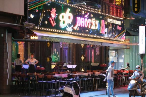 42 1 Tphcm Karaoke Quan Bar Vu Truong Duoc Phep Hoat Dong Tro Lai