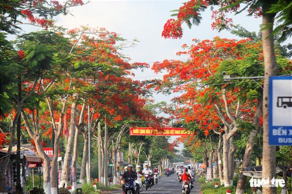 42 1 Song O Ha Noi Dat Do Nhat Hau Giang Re Nhat