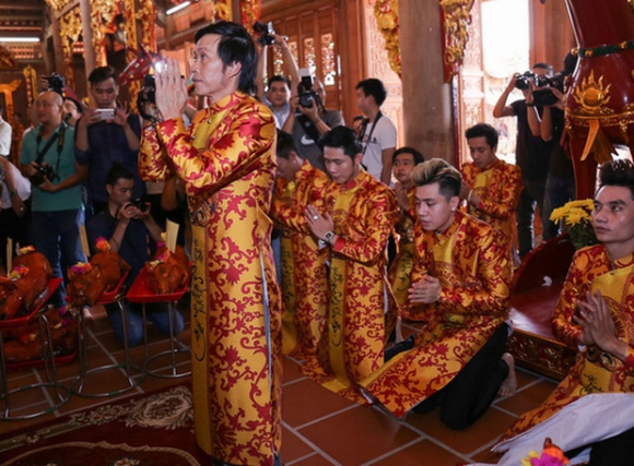 5 Nha Tho Hon 100 Ty Cua Hoai Linh Hang Nam To Chuc Le Gio To San Khau Quy Tu Hang Tram Nghe Si Con Nuoi Dong Thuc Vat Quy Hiem Voi Gia Tri Khung