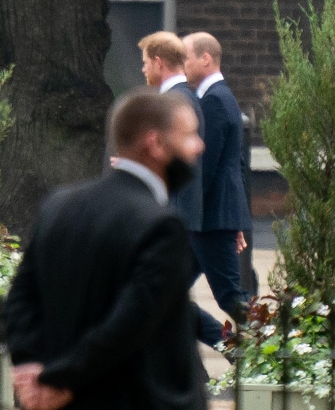 10 Anh Em William   Harry Khanh Thanh Tuong Diana