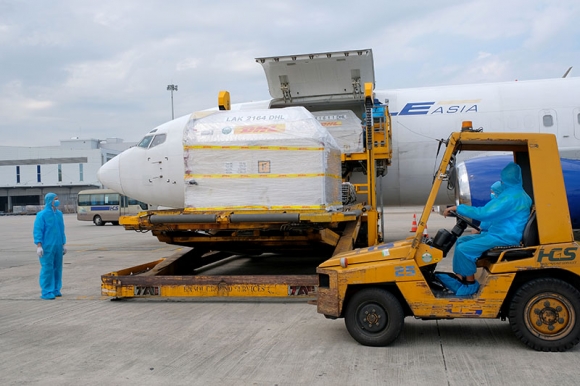3 Hon 97000 Lieu Vac Xin Phong Covid 19 Cua Pfizerbiontech Dau Tien Da Ve Viet Nam