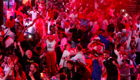 8 Co Dong Vien Anh Tam Bia Sau Chien Thang Tai Ban Ket Euro 2020