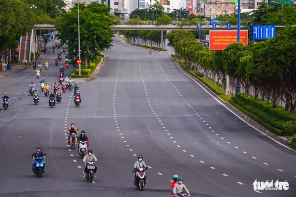 1 Tphcm Vuot Nguong 10000 Ca Covid 19 Viet Nam Nhan Hon 1 Trieu Lieu Vac Xin