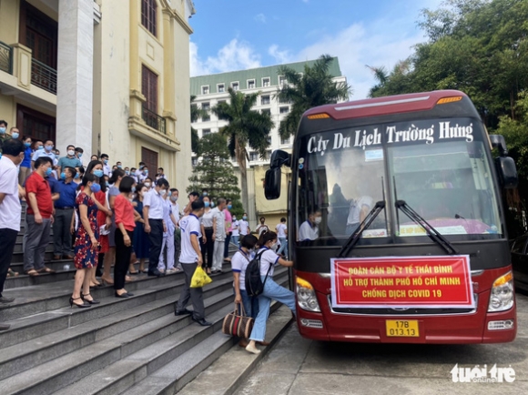 1 410 Chien Si Ao Trang Thai Binh Chi Vien Tphcm