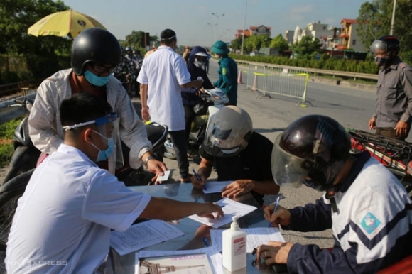 2 Ha Noi Phat Hien Nhieu Ca Nghi Nhiem Tu Chot Kiem Soat