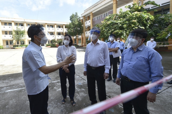 1 Pho Thu Tuong Vu Duc Dam Manh Dan Linh Hoat De Giu Vung Xanh Cho Tphcm