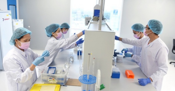 1 Tiem Thu Nghiem Vac Xin Nano Covax Mui 2 Giai Doan 3 Cho 12000 Nguoi Ha Noi