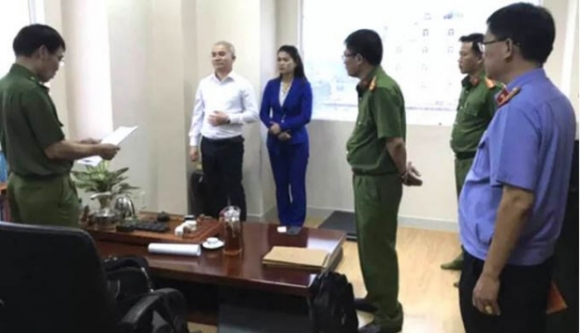 1 Vo Ceo Alibaba Nguyen Thai Luyen Cau Ket Voi Em Chong Rua Tien