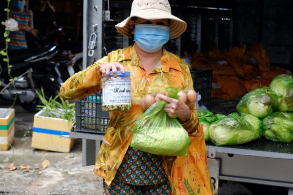 4 Cho Qua Ha Tinh Quang Nam Quang Ngai Vao Khu Phong Toa