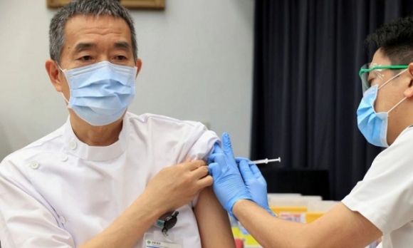 1 Vi Sao Nhat Ban Tiem Vaccine Covid 19 Cham
