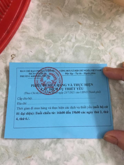 6 Dan Mang Khoe The Di Cho Trong Nhung Ngay Ha Noi Thuc Hien Gian Cach Xa Hoi