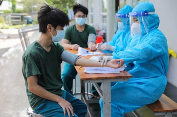 2 Pho Chu Tich Tp Hcm Chua Tiem Vaccine Sinopharm