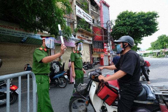 1 Trua 6 8 Ha Noi Cong Bo Them 40 Ca Covid 19 Co Chum Ca O Sieu Thi Cong Truong Xay Dung