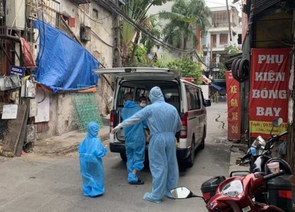 1 Nguoi Tro Ve Tu Vung Dich Neu Tiem Du Vaccine Chi Phai Cach Ly 7 Ngay