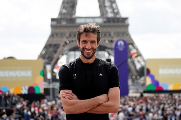1 Tam Biet Tokyo Hen Gap Lai O Paris Nam 2024