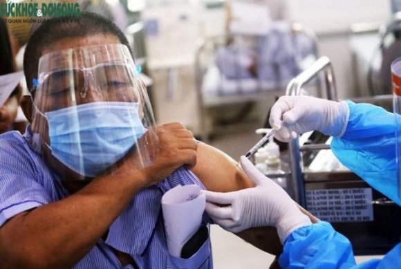 12 Gan 300 Benh Nhan Chay Than Nhan Tao Duoc Tiem Vaccine Phong Covid 19 O Ha Noi