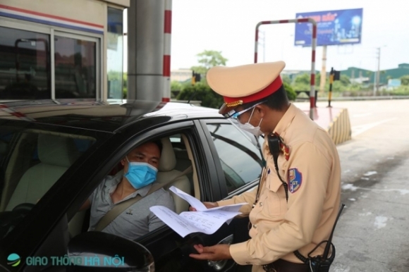 1 Ha Noi Dua Ung Dung Khai Bao Online Khi Ravao Thanh Pho Tao Thuan Loi Cho Tai Xe
