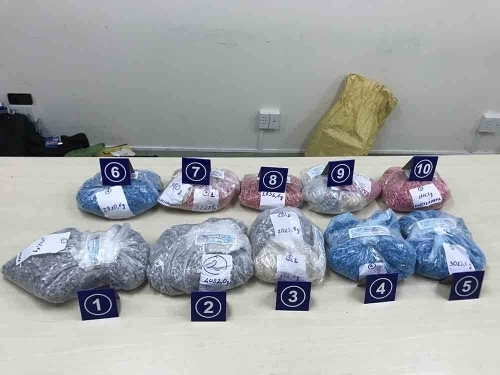 1 Hon 30kg Ma Tuy Trong Keo Socola Tu Chau Au Gui Ve Viet Nam