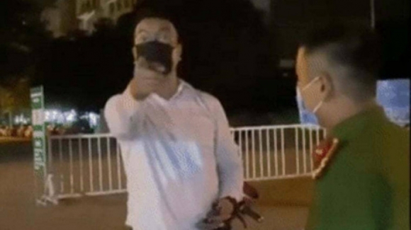 1 Nguoi Xung Tien Si Vtv Nhan Loi Sau Khi Lam Loan Chot Kiem Dich
