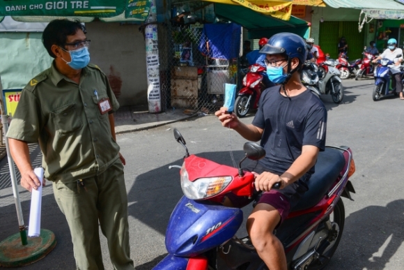 1 Nhieu Nguoi Van Gap Kho Khi Mua Thuc Pham Thuoc Men