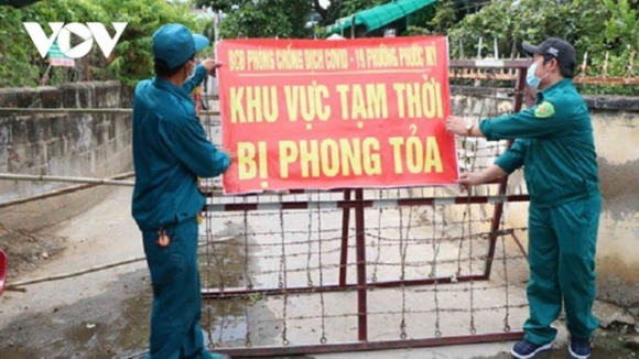 1 Tu Vung Dich Tphcm Ve Que Con Du Dam Gio Lay Covid 19 Cho 4 Nguoi