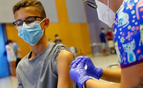 1 Nhieu Nuoc Gap Rut Tiem Vaccine Cho Tre Em