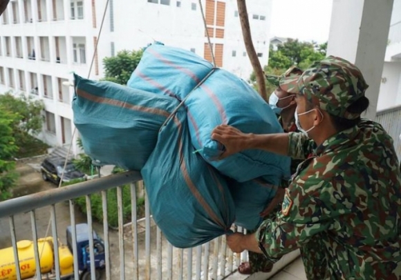 2 Da Nang Ki Tuc Xa Bien Thanh Benh Vien Da Chien 2000 Giuong Chi Trong 4 Ngay