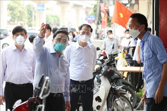 2 Thu Tuong Kiem Tra Dot Xuat Cac Diem Nong Dich Covid 19 Tai Ha Noi