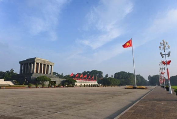 11 Le Thuong Co Mung Quoc Khanh Tai Lang Chu Tich Ho Chi Minh