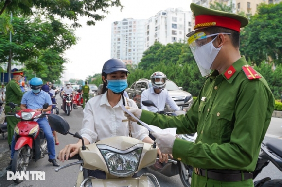 2 Chuyen Gia Ha Noi Can Kiem Soat Chat Viec Di Lai Khi Gian Cach Theo Vung