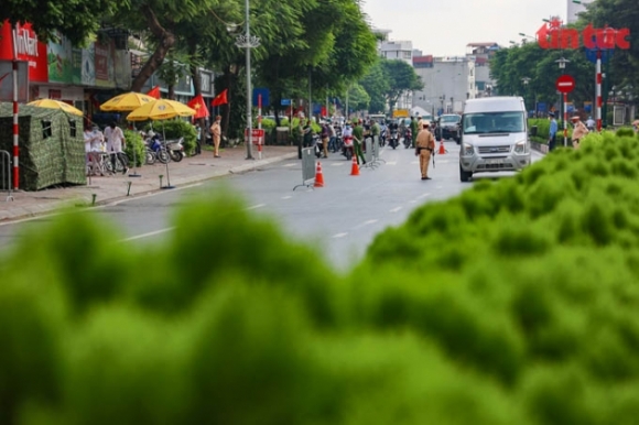 9 Ha Noi Moi Chot Kiem Soat Covid 19 Vung Do Co 16 Nguoi Chia 4 Ca Truc 2424h