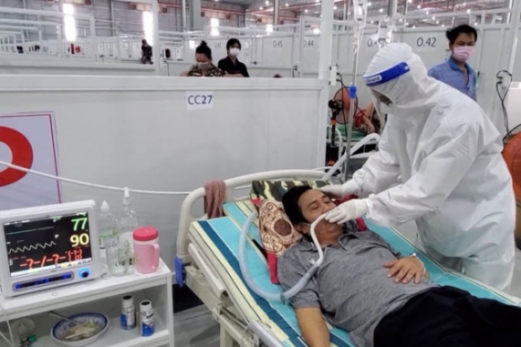 14 Ben Trong Khu Dieu Tri F0 O Binh Duong