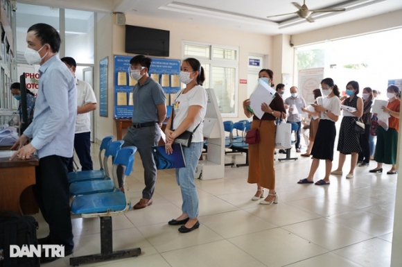 1 Ha Noi Thay Doi Giay Di Duong Doanh Nghiep Lai Mot Phen Nhao Nhao