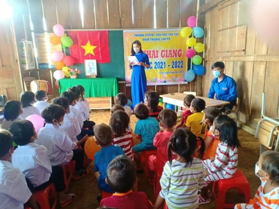 3 Le Khai Giang Dac Biet Tren Reo Cao Voi To Mi Quang Co Giao Nau Thet Dai Hoc Tro