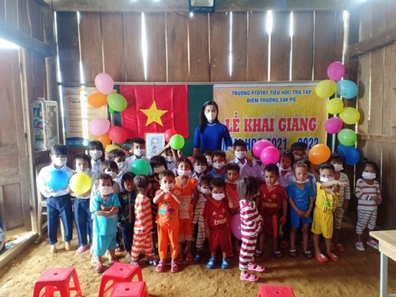 6 Le Khai Giang Dac Biet Tren Reo Cao Voi To Mi Quang Co Giao Nau Thet Dai Hoc Tro