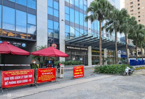 1 Ha Noi Phong Toa Chung Cu Hon 2600 Dan