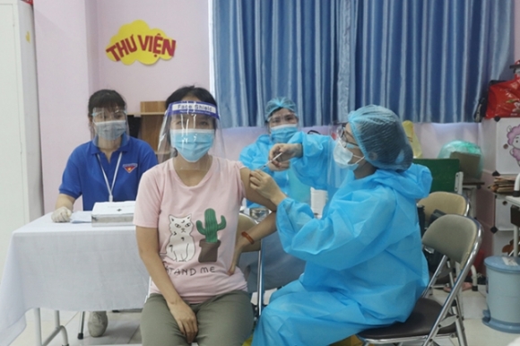1 Ha Noi Tiep Tuc Lap Ky Luc Moi Voi Hon 573000 Mui Tiem Vaccine Covid 19 Ngay 129