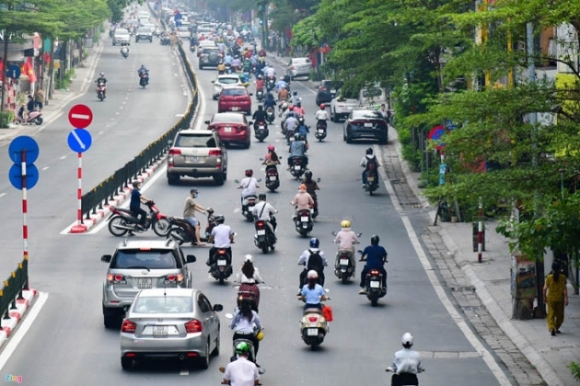 14 Sang Dau Tuan Duong Ha Noi Lai Dong Duc Xe Co