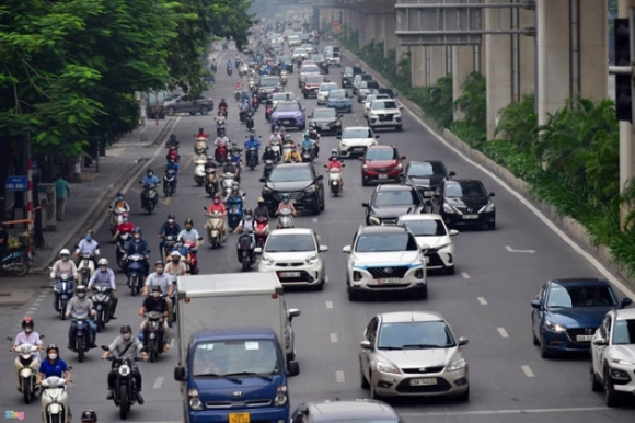 1 Sang Dau Tuan Duong Ha Noi Lai Dong Duc Xe Co