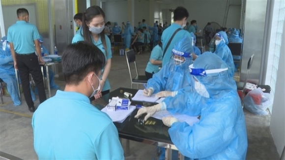 1 Cach Chuc Giam Doc Trung Tam Y Te Vi Tiem Vaccine Sai Doi Tuong