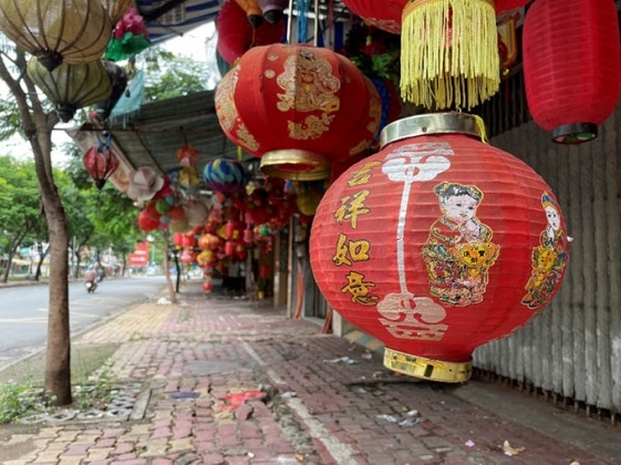5 Pho Long Den Nam Nay Tat Den