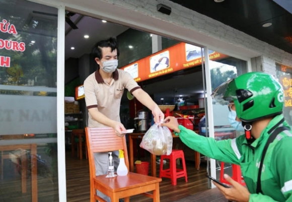 2 6 Thay Doi Trong Phong Chong Dich Tai Tp Hcm Tu 169