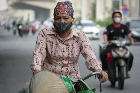 14 Duong Pho Ha Noi Ken Kin Phuong Tien Trong Sang Dau Tuan